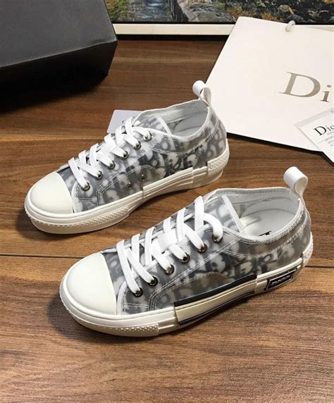 dior b23 low with suit|christian dior sneakers low top.